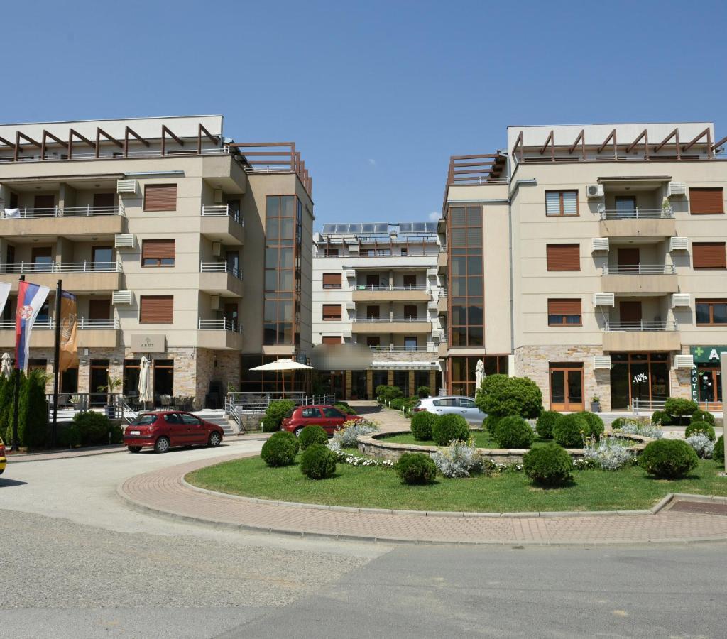 Vrnjačka BanjaRelax Luxアパートメント エクステリア 写真